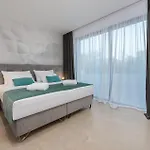 Amazing In Pašman
