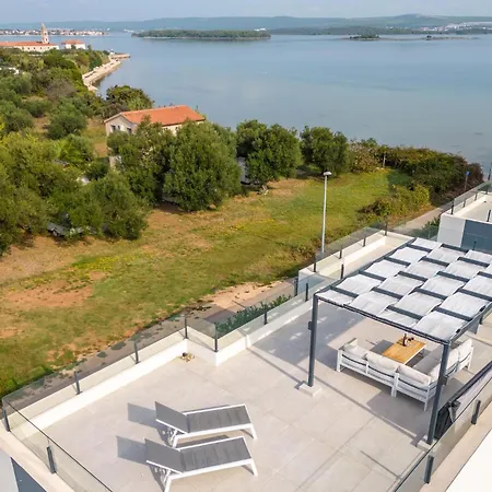 Front In Pašman