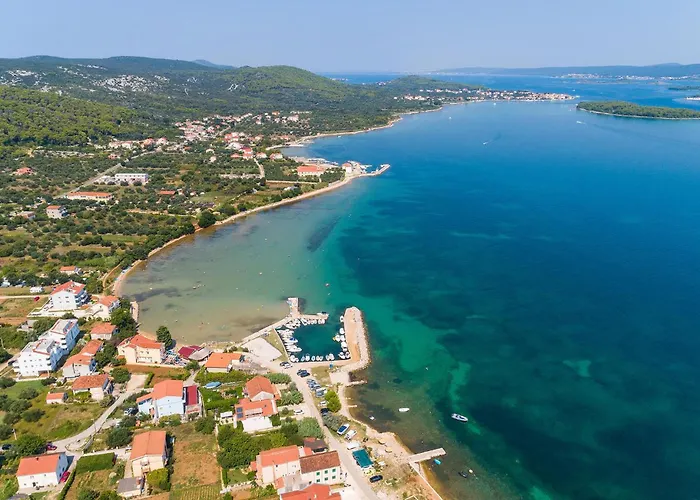 Amazing In Σπίτι διακοπών Pašman